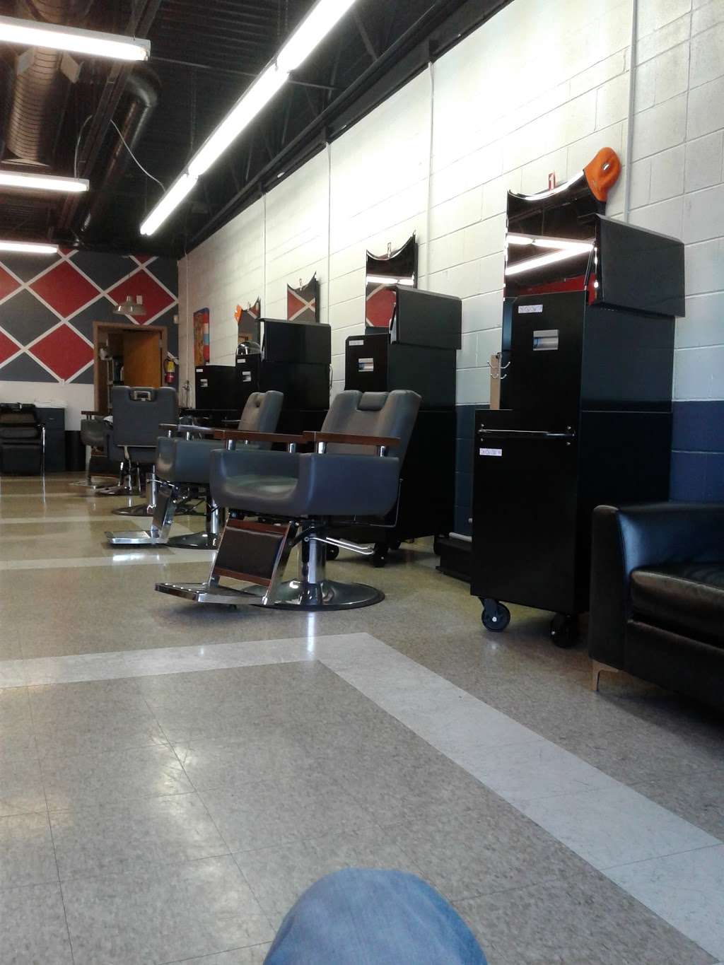 El y Ella BarberShop | 14155 E Colfax Ave # A-5, Aurora, CO 80011, USA | Phone: (303) 367-0021