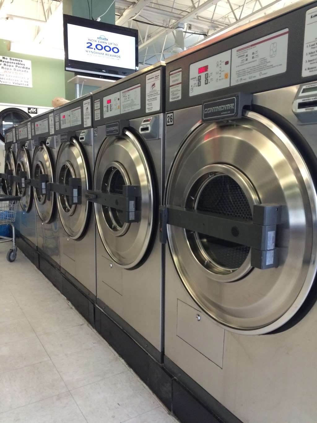 Wash City Laundry | 1443 Kalamath St, Denver, CO 80204, USA | Phone: (303) 623-3468