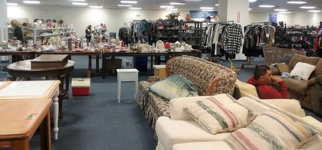 Goodwill | 1626 NJ-38, Lumberton, NJ 08048 | Phone: (609) 518-3490