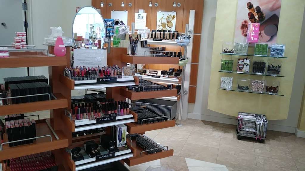 Cosmetics Co Store | 18 Lightcap Rd # 1121, Pottstown, PA 19464, USA | Phone: (610) 970-2812