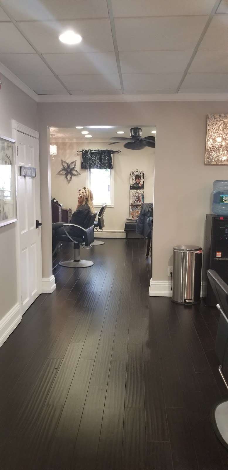 Salon Azzurro | 133 Washington St, Rocky Hill, NJ 08553, USA | Phone: (609) 924-1200