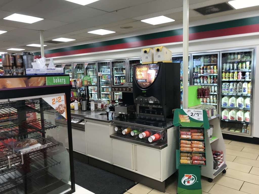 7-Eleven | 101 Cottage St, Shorewood, IL 60404 | Phone: (815) 202-4014