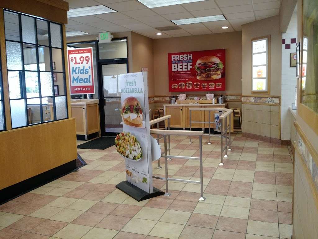 Wendys | 1405 Rocky Mountain Ave, Loveland, CO 80538, USA | Phone: (970) 461-9175