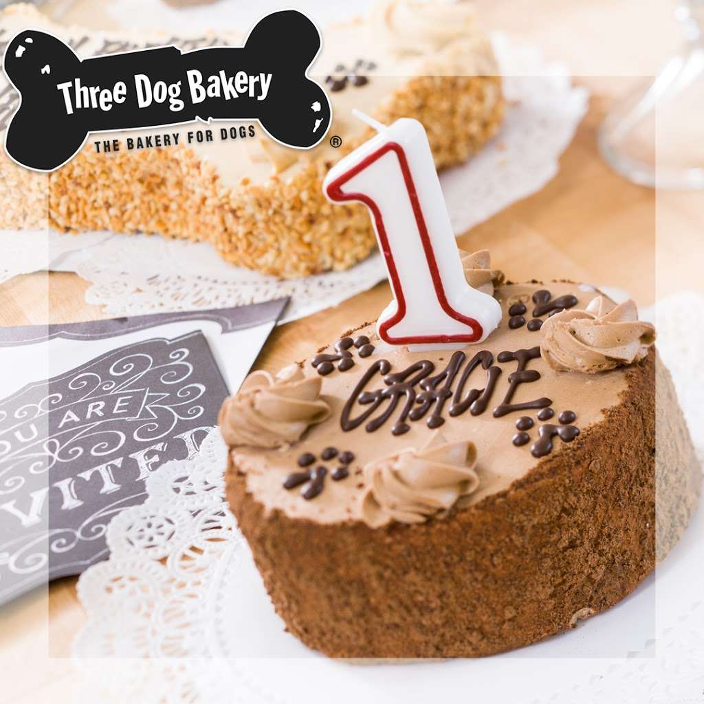 Three Dog Bakery Overland Park | 7951 W 160th St Suite 520, Overland Park, KS 66223, USA | Phone: (913) 897-8189