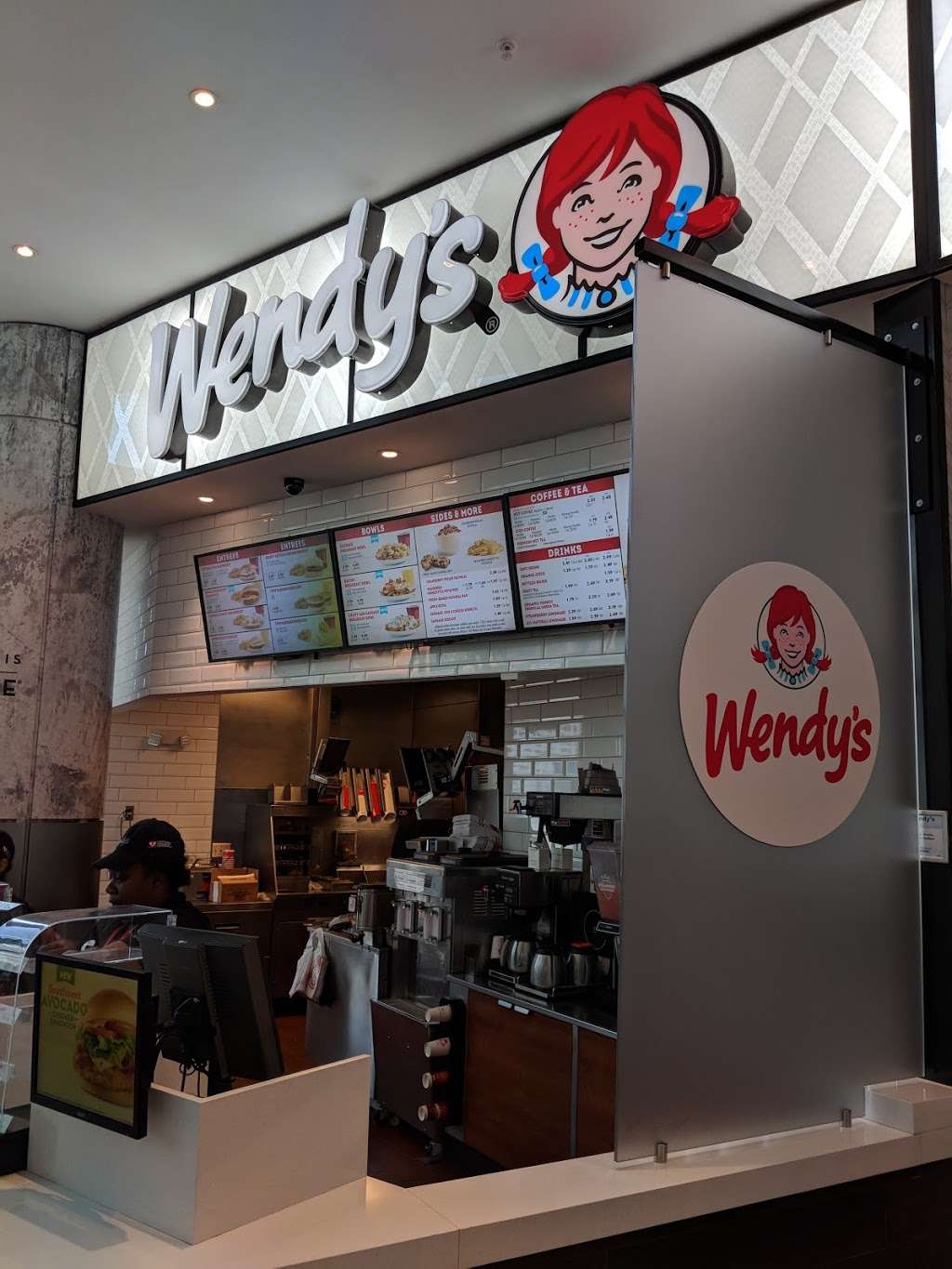 Wendys | 3121 N Terminal Rd, Houston, TX 77032 | Phone: (281) 230-3457