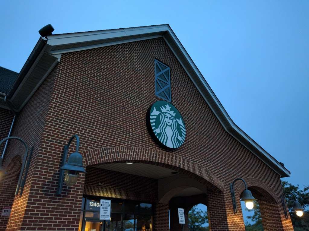 Starbucks | 13408 Kingsview Village Ave, Germantown, MD 20874, USA | Phone: (301) 540-6827