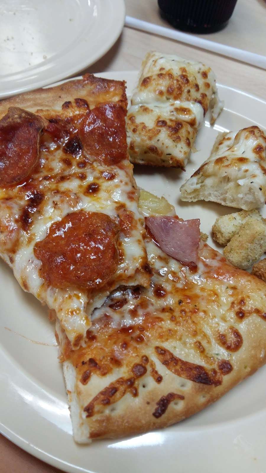 Cicis Pizza | 1200 E Davis St Suite 122, Mesquite, TX 75149, USA | Phone: (972) 216-0099