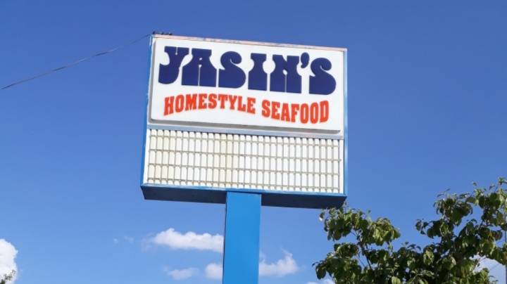 Yasins Home Style Seafood | 3541 M.L.K. Jr Dr SW, Atlanta, GA 30331, USA | Phone: (404) 696-1541