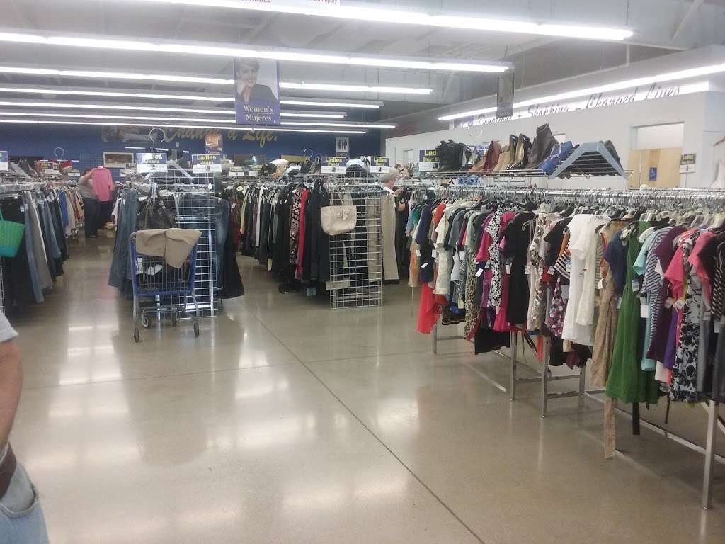 Goodwill | 909 Joliet St, Dyer, IN 46311 | Phone: (219) 227-8304