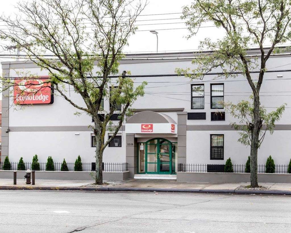 Econo Lodge | 113-18 Rockaway Blvd, South Ozone Park, NY 11420, USA | Phone: (718) 843-4300
