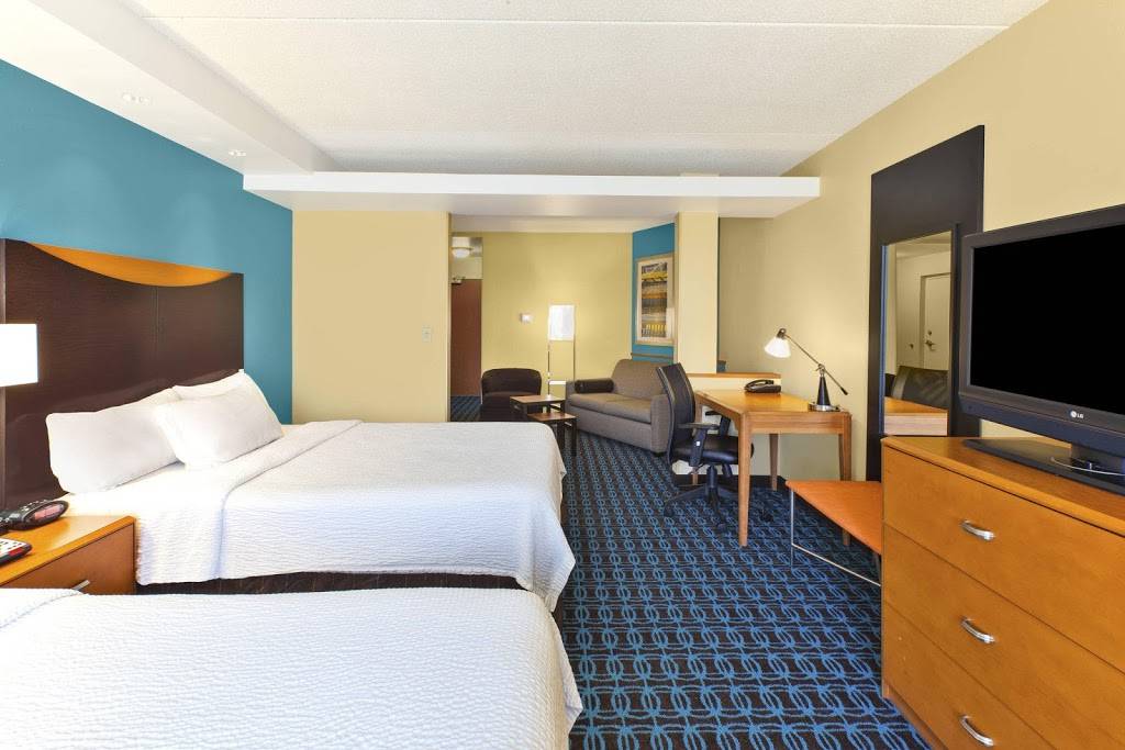 Fairfield Inn & Suites by Marriott Lexington North | 2100 Hackney Pl, Lexington, KY 40511, USA | Phone: (859) 977-5870