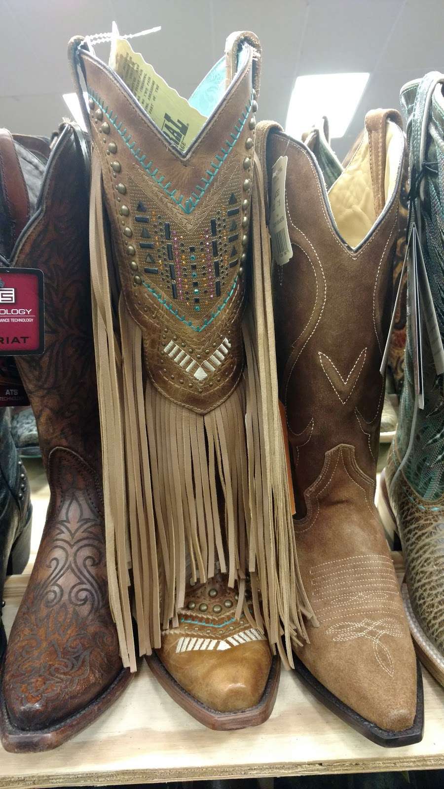 Russells Western Wear | 3527 US-98, Lakeland, FL 33809, USA | Phone: (863) 937-8918