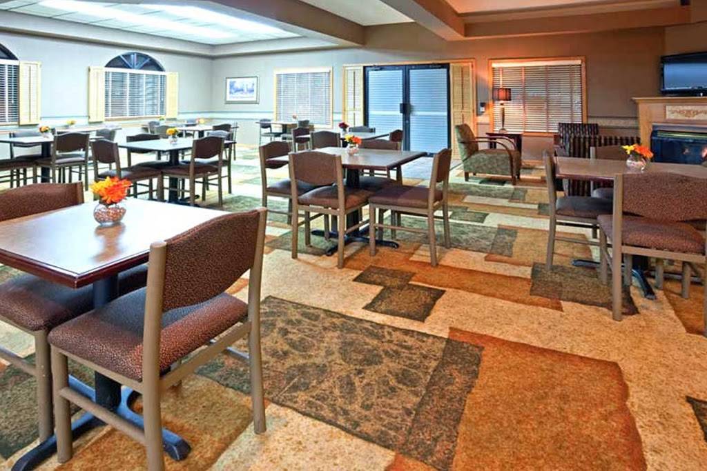 Norwood Inn & Suites Eagan | 1950 Rahncliff Ct, Eagan, MN 55122 | Phone: (651) 681-9266