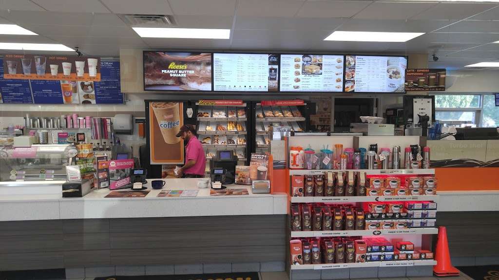 Dunkin | 366 W Main St, Leola, PA 17540, USA | Phone: (717) 656-8040