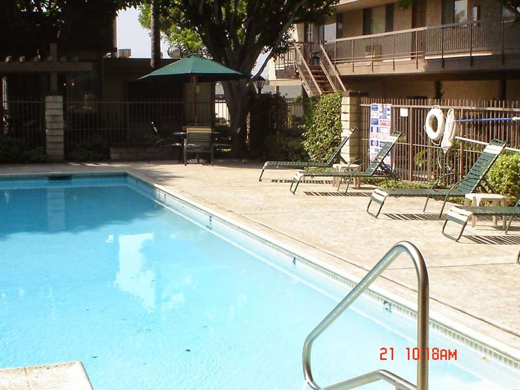 Sutters Mill Apartments | 1450 E Grove Ave, Orange, CA 92865 | Phone: (714) 637-5911