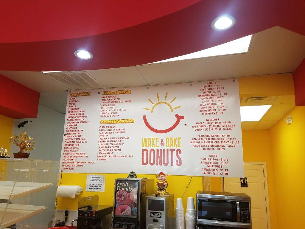 Wake & Fry Donuts | 4125 Williams Way Blvd #140, Richmond, TX 77469, USA | Phone: (832) 847-4718