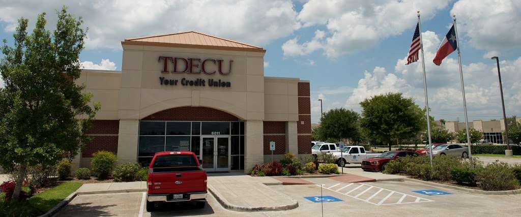 TDECU | 6011 Garth Rd, Baytown, TX 77521, USA | Phone: (800) 839-1154