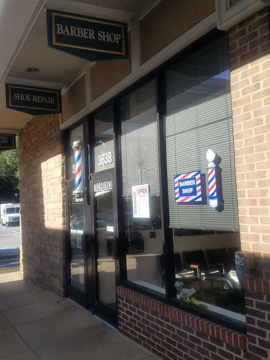 Bradlee Barber Shop | 3638 King St, Alexandria, VA 22302, USA | Phone: (703) 998-9830