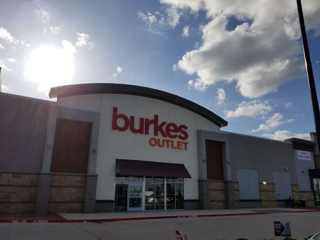 Burkes Outlet | 3166 State Hwy 161 Suite 120, Grand Prairie, TX 75052 | Phone: (972) 352-2941