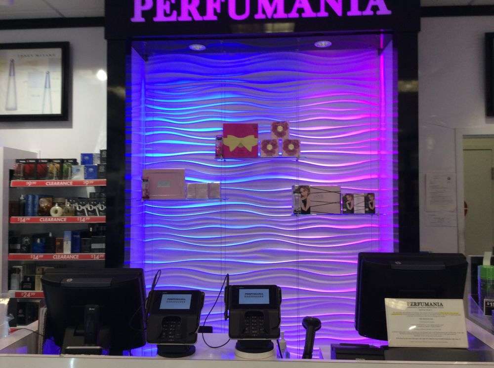 Perfumania | 3296 Livermore Outlets Dr, Livermore, CA 94551, USA | Phone: (925) 292-4935