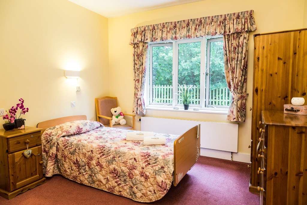 Barchester - Ashlar House Care Home | Near St Margarets Hospital, Epping CM16 6TY, UK | Phone: 01992 570691