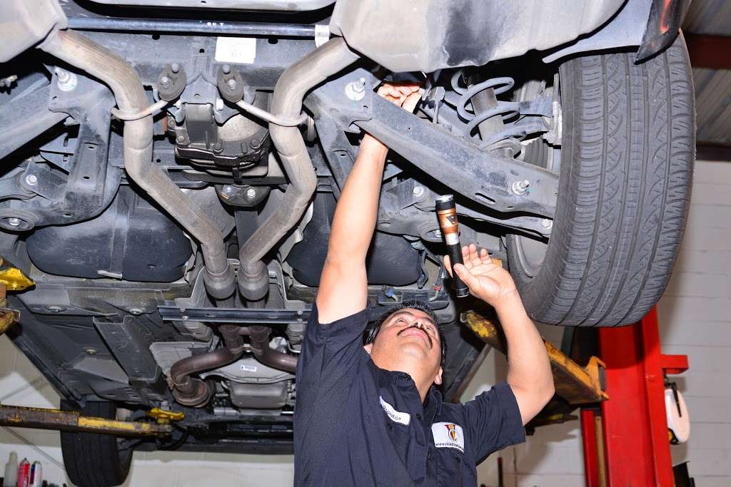 VIC Auto Collision & Repair | 17545 Kuykendahl Rd, Spring, TX 77379, USA | Phone: (281) 370-0101