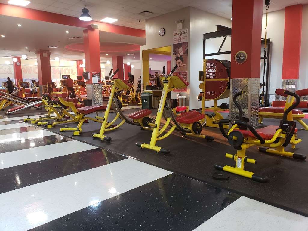 Retro Fitness | 92-77 Queens Blvd, Rego Park, NY 11374, USA | Phone: (347) 670-1932