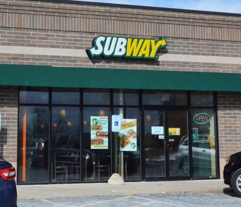 Subway | Crossing, 1741 Geneva St Suite 300, Delavan, WI 53115, USA | Phone: (262) 728-8862