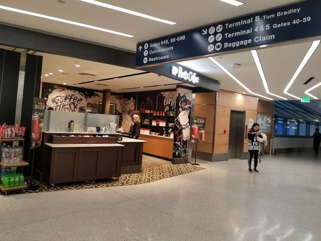 Peets Coffee & Tea | Terminal 6, 600 World Way, Los Angeles, CA 90045, USA