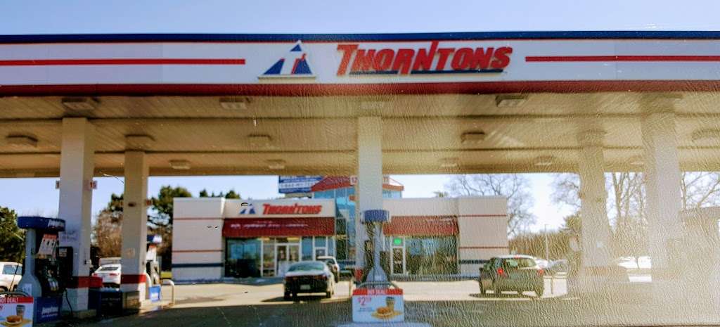 Thorntons | 1532 N Aurora Rd, Naperville, IL 60563, USA | Phone: (630) 428-4323