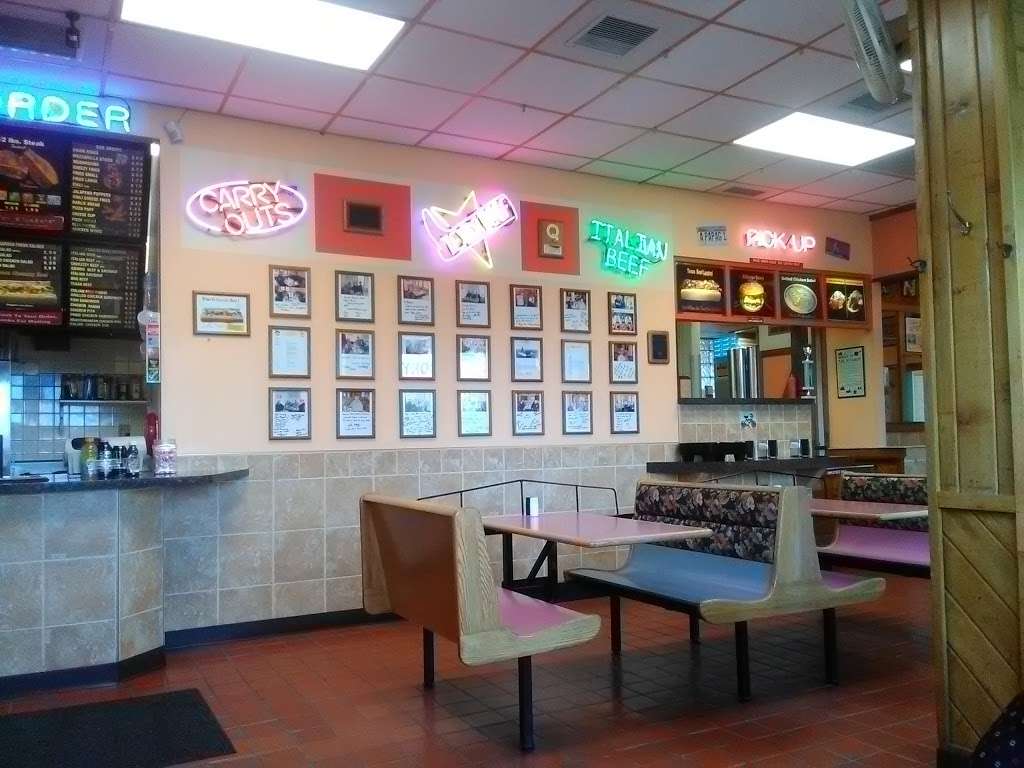 Papa Gs | 939 S Lake St, Aurora, IL 60506, USA | Phone: (630) 859-2333