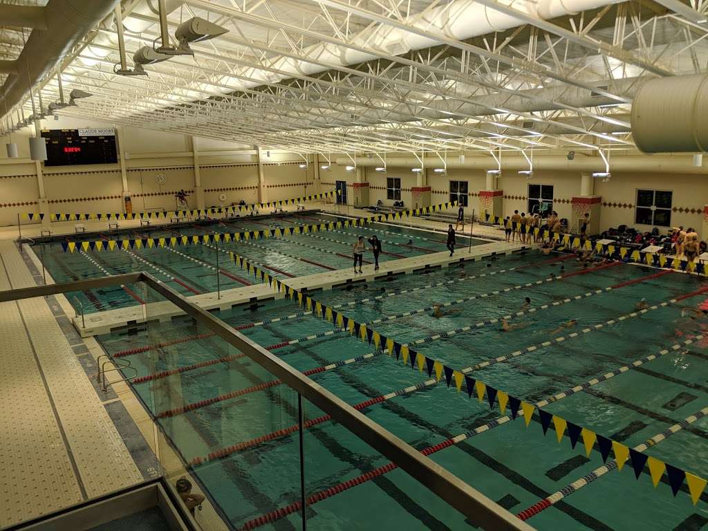 Claude Moore Recreation Center | 46105 Loudoun Park Ln, Sterling, VA 20164, USA | Phone: (571) 258-3600