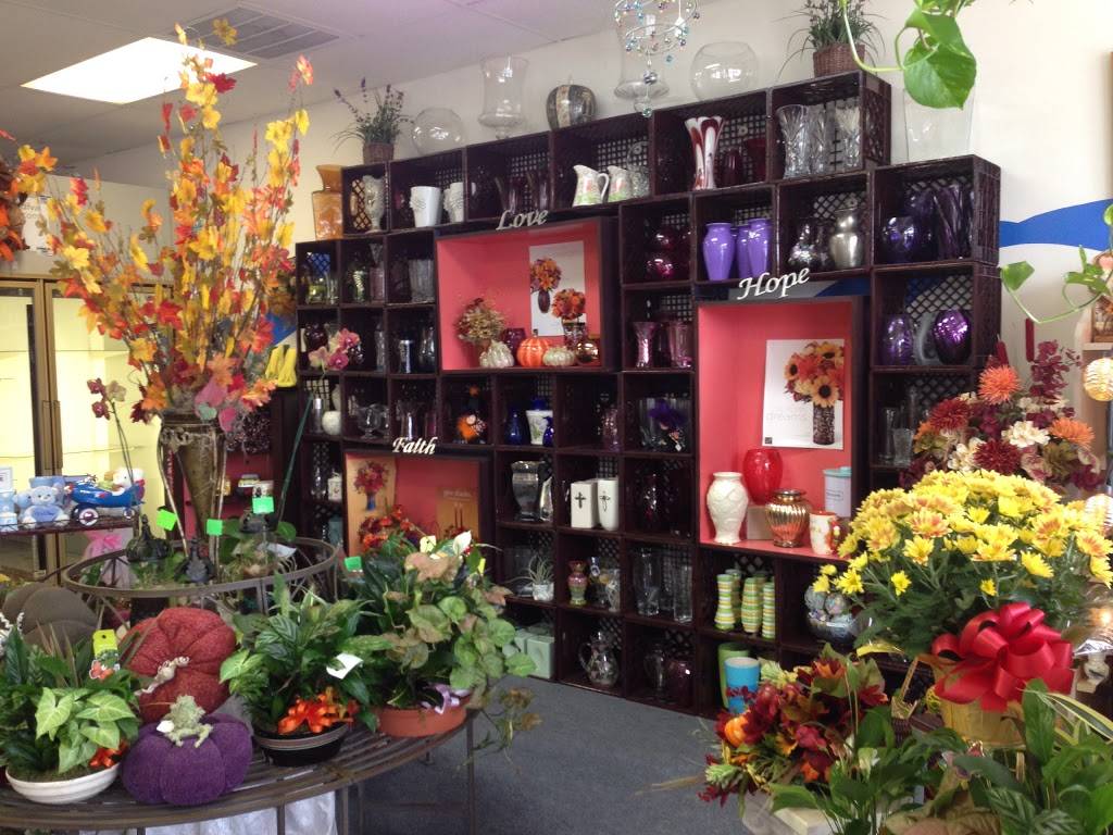 Blooming Dales Florist Tuxedo and U-Haul Rentals | 417 Centerville Turnpike S, Chesapeake, VA 23322, USA | Phone: (757) 482-5686