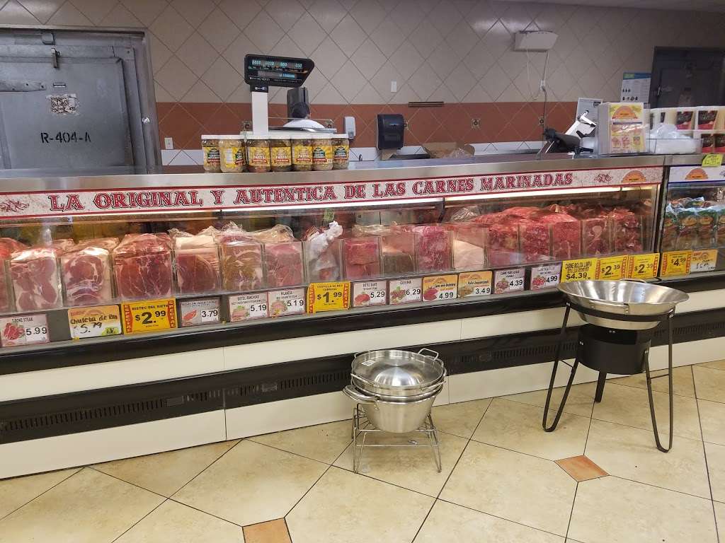La Michoacana Meat Market | 6500 Spencer Hwy #150, Pasadena, TX 77505, USA | Phone: (281) 998-0818