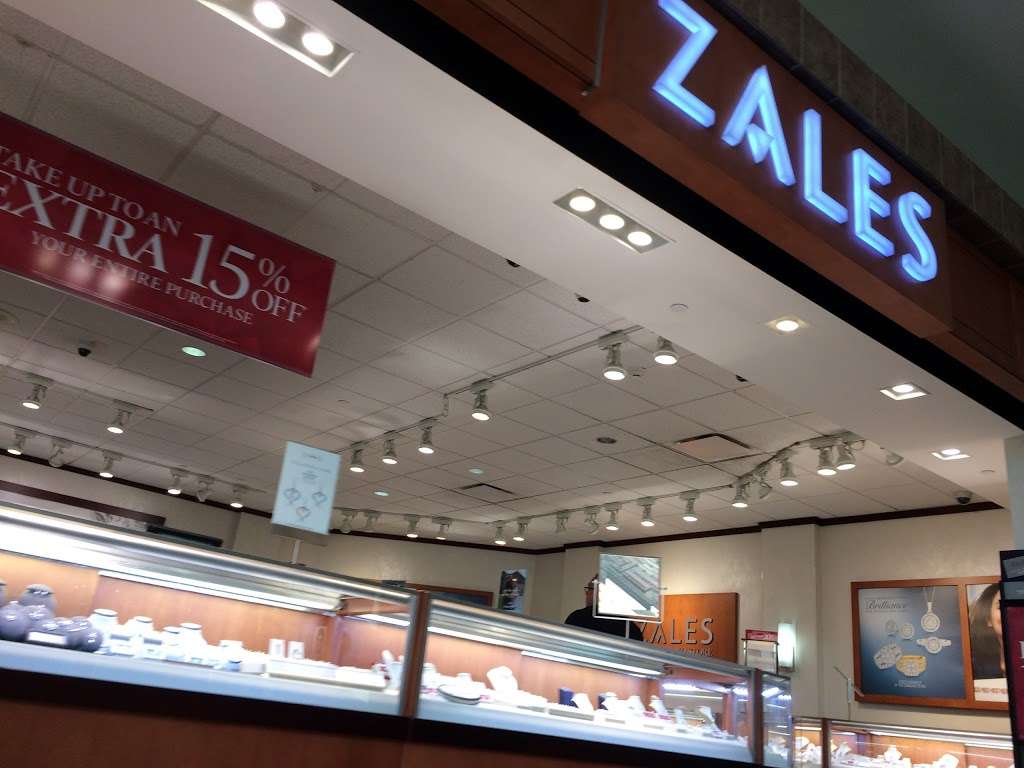 Zales | 2079 Montebello Town Center, Montebello, CA 90640, USA | Phone: (323) 721-5901