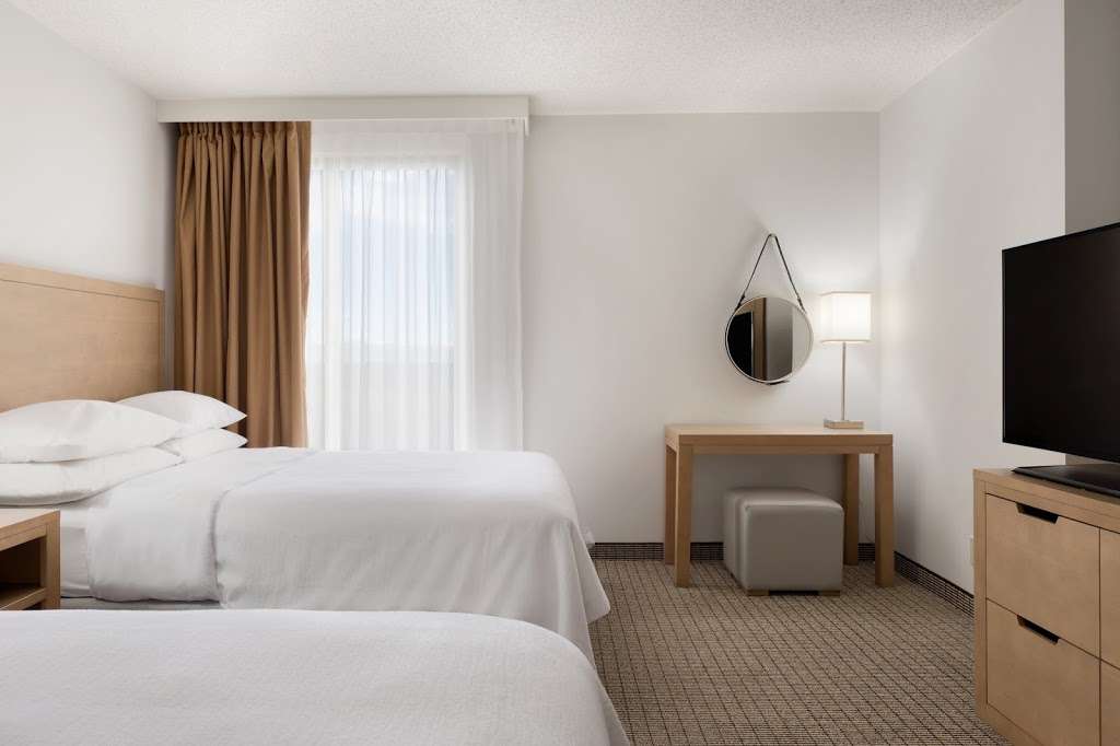 Embassy Suites by Hilton Denver International Airport | 7001 Yampa St, Denver, CO 80249, USA | Phone: (303) 574-3000