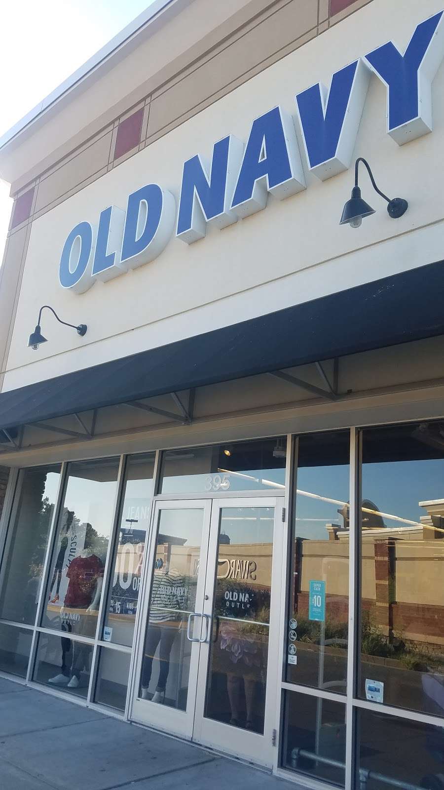 Old Navy | 395 Outlet Center Dr, Queenstown, MD 21658 | Phone: (410) 827-5767