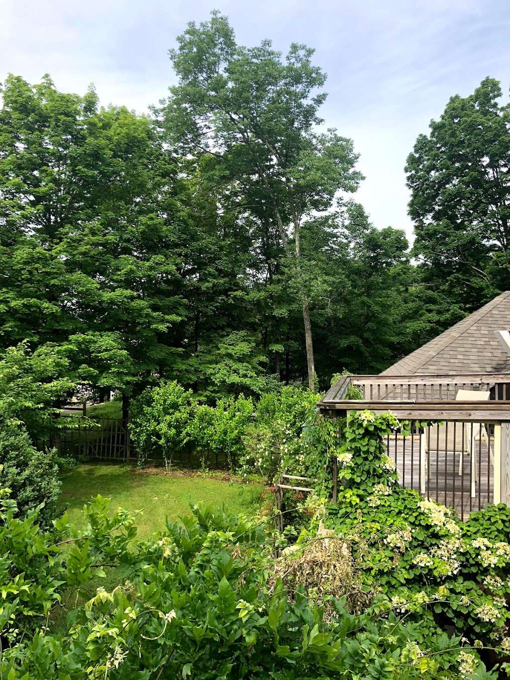 The Tamaracks Country Villa | 85 Tamarack Rd, Andover, NJ 07821, USA | Phone: (973) 448-8770
