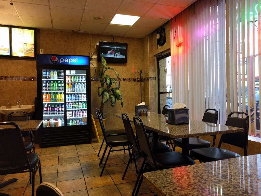 Gyro Kabob House | 1142 Christiana Rd, Newark, DE 19713, USA | Phone: (302) 368-7777