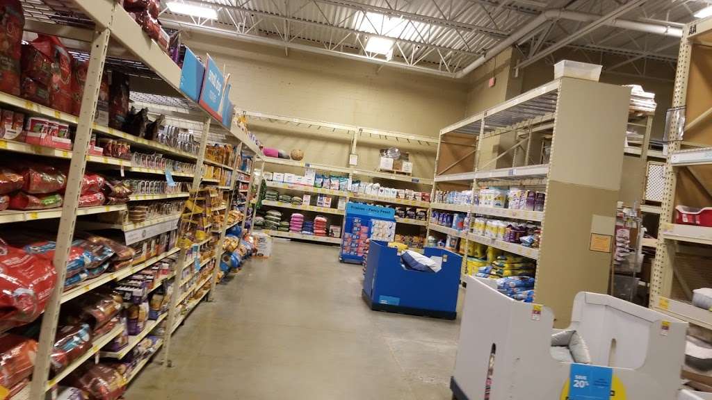 PetSmart | 145 Promenade Blvd, Bridgewater, NJ 08807, USA | Phone: (732) 748-7266