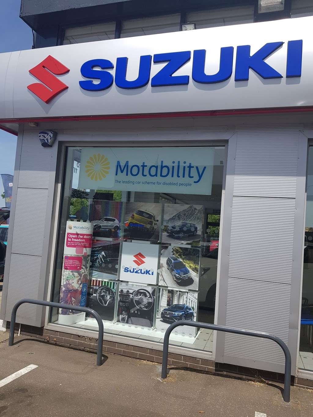 Glyn Hopkin Suzuki Buckhurst Hill | Epping New Rd, Buckhurst Hill IG9 5TZ, UK | Phone: 020 8506 6790