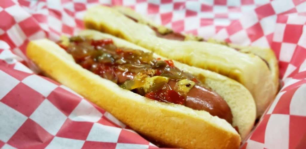 Wills Doggn It deli and market | 1301 Spencer Mountain Rd, Gastonia, NC 28054, USA | Phone: (704) 479-1395