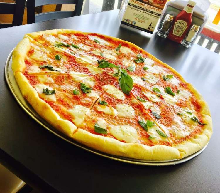 Pizza Doro | 1492 Main St, Catasauqua, PA 18032 | Phone: (610) 443-3335