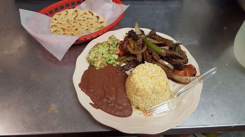 Pupuseria y Taqueria Bet | 3903 W Orem Dr, Houston, TX 77045 | Phone: (713) 433-3350