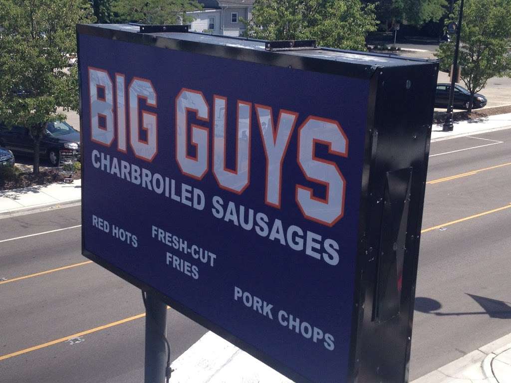 Big Guys Sausage Stand | 7021 Roosevelt Rd Roosevelt Road, Berwyn, IL 60402, USA | Phone: (708) 317-5213