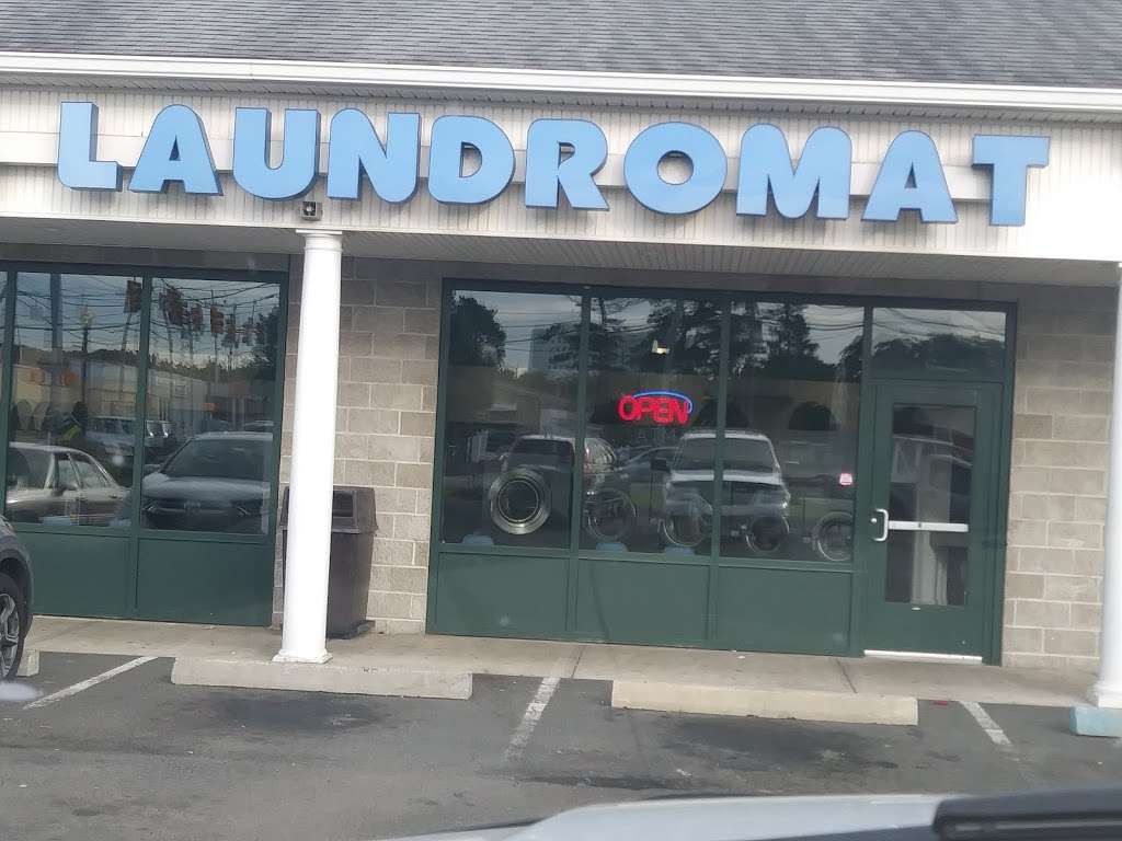 Ideal Laundromat | 529 North Ave, Bridgeport, CT 06606, USA | Phone: (203) 335-0363