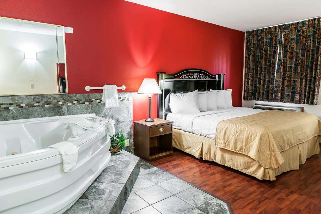 Econo Lodge Inn & Suites | 4320 IN-26, Lafayette, IN 47905, USA | Phone: (765) 447-4142