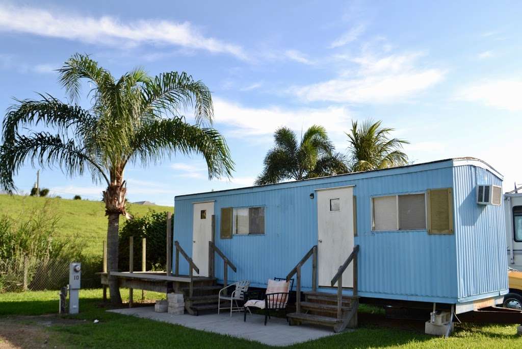 Pahokee Beach RV Resort | 297 W Main St, Pahokee, FL 33476, USA | Phone: (561) 951-4663