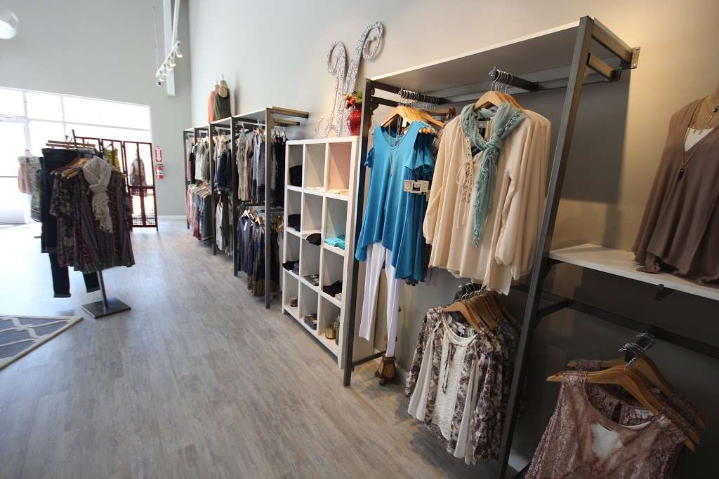 Mainstream Boutique Katy | 25757 Westheimer Pkwy #110, Katy, TX 77494, USA | Phone: (832) 437-3124