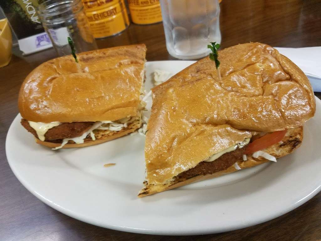 Nola PoBoy And Gumbo Kitchen | 3606 Willow Pass Rd, Concord, CA 94519, USA | Phone: (925) 849-5682